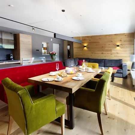 Mama - Luxus Und Lebensfreude *