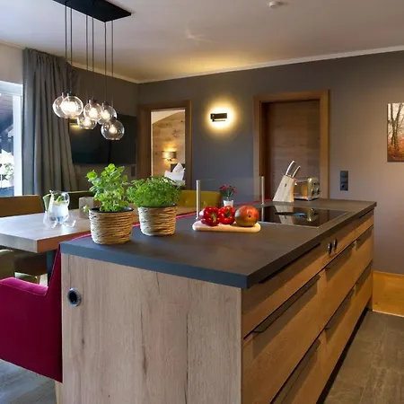 Mama - Luxus Und Lebensfreude *